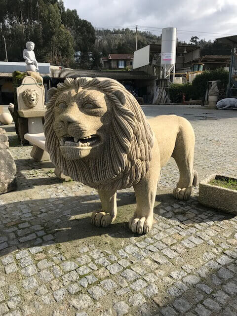 Escultura - Leão